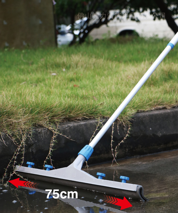 一到下雨天，院子里面總積水，施達多功能推水扒幫到您