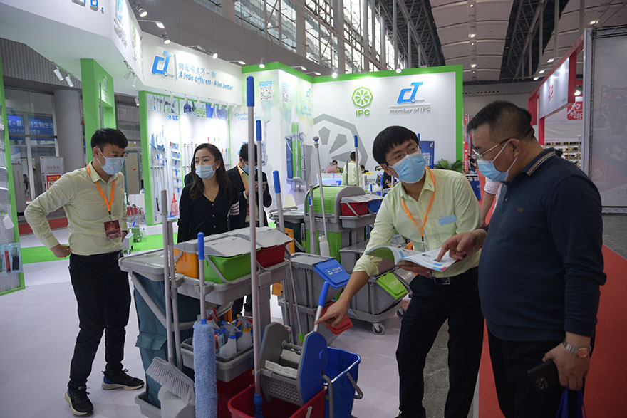 【花絮】第二十八屆廣州酒店用品展覽會(huì)正式開(kāi)幕，施達(dá)清潔設(shè)備閃亮登場(chǎng)